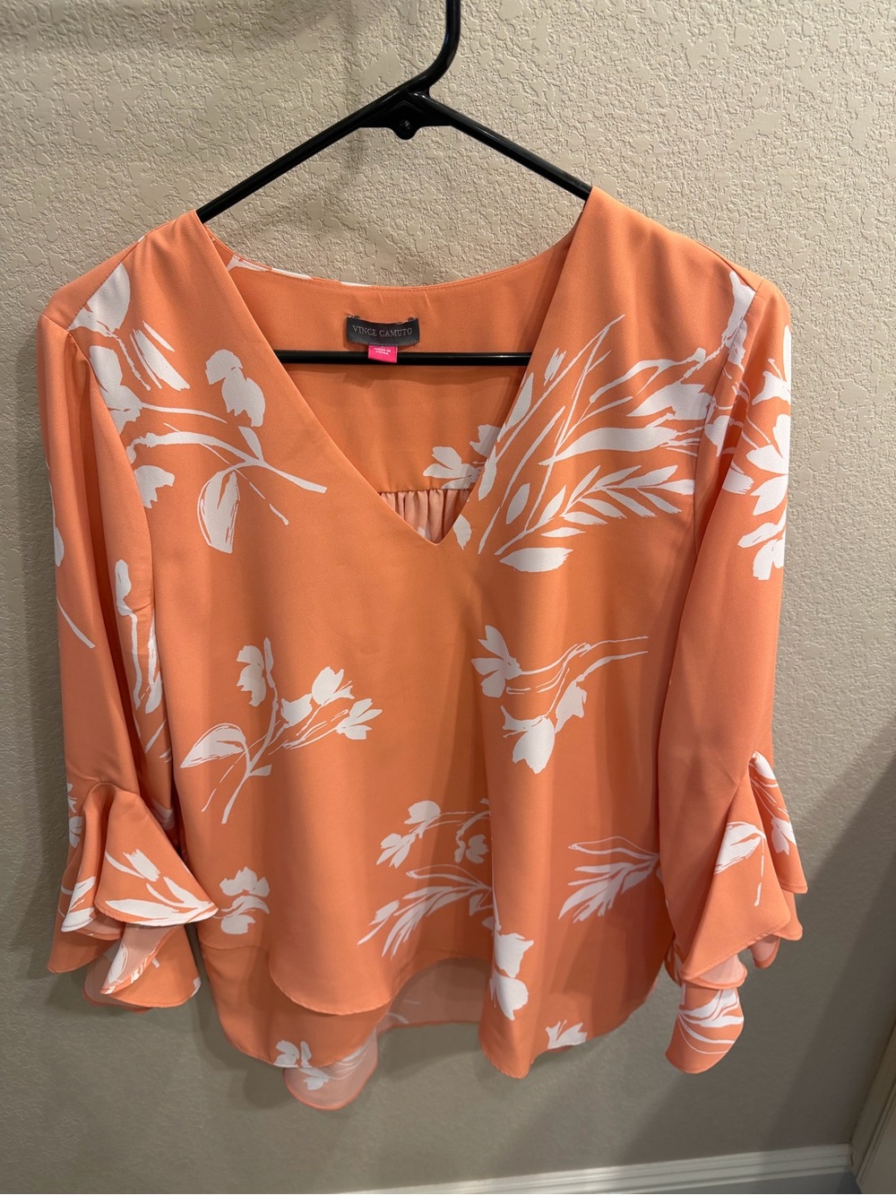 Vince Camuto Coral and White Floral V-Neck Ruffle Sleeve Blouse